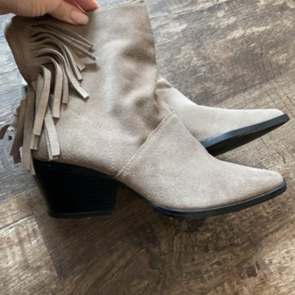 Zara suede boots